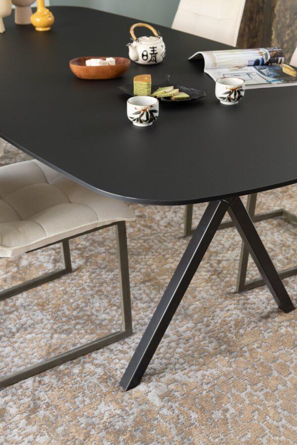 Calla eettafel op maat