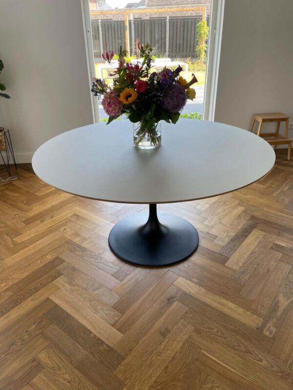 Tulp tafel rond